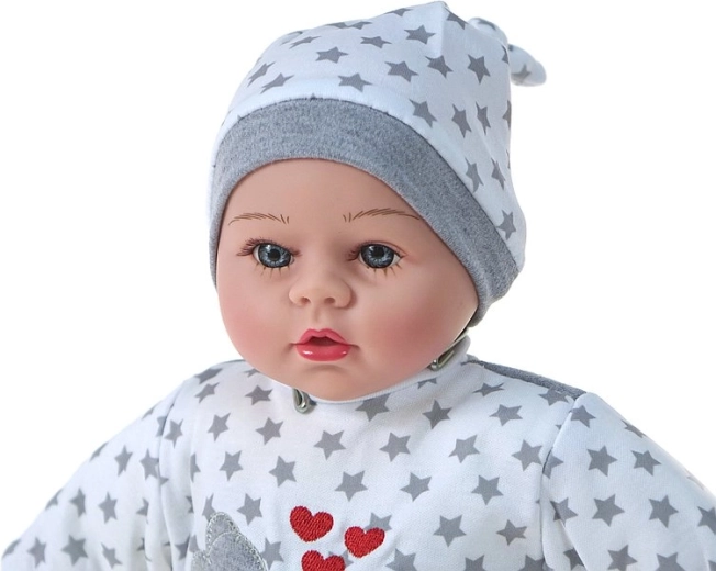 Valósághű megjelenés és kellemes outfit
