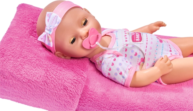 Mozgatható szemhéjak és részletes kidolgozás