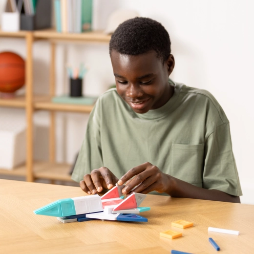 Kreatív építés és STEAM készségek fejlesztése