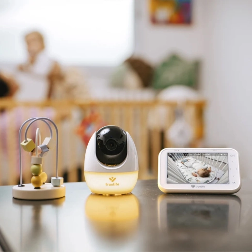 360° rálátás forgatható HD kamerával