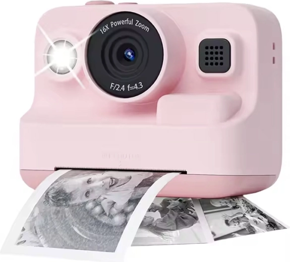 Áttekinthető 2,4" kijelző és 16× zoom