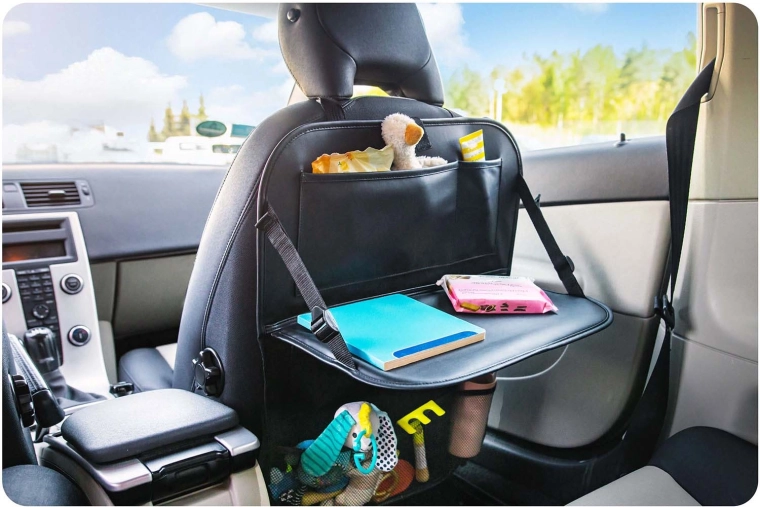 Lehajtható asztal uzsonnához és játékhoz