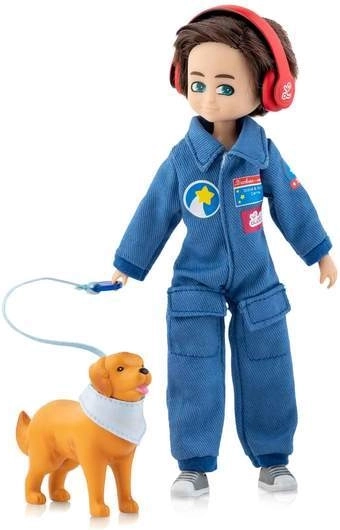 Lottie Finn figura kutyussal és űrhajós kiegészítőkkel