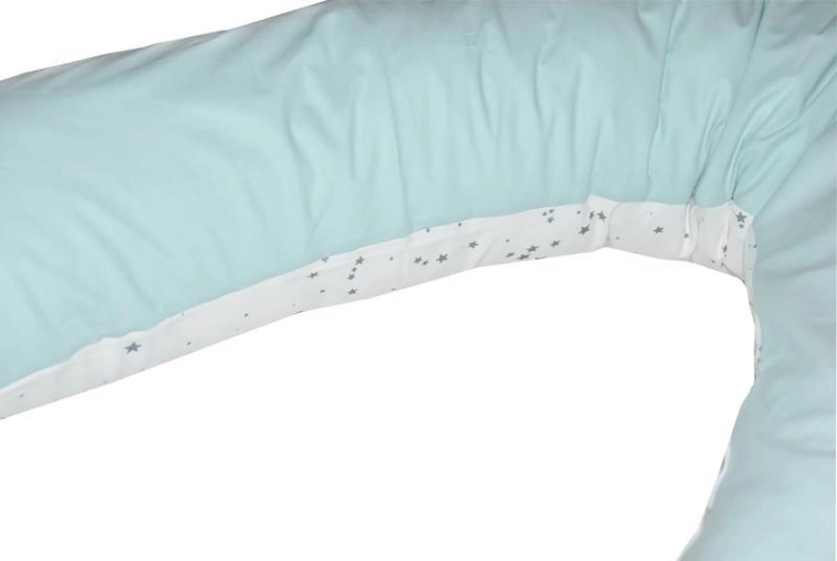 Puha, formáját tartó töltet