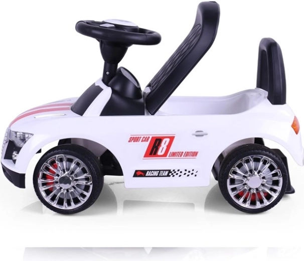 Tárolóhely az ülés alatt