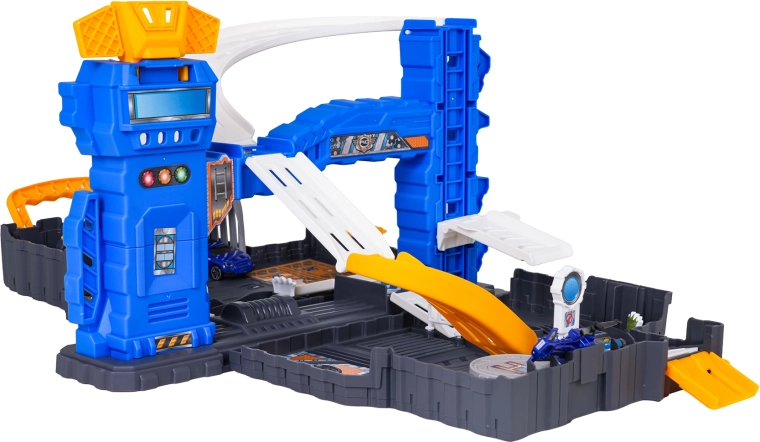 Akcióelemek: lift, rámpák és emelő
