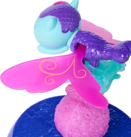 Lebbenő szárnyak ujjon és állványon