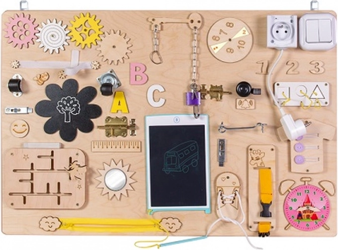 Fa szenzoros busy board tábla 75 × 50 cm