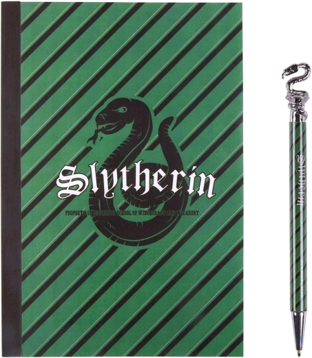 A5-ös jegyzetfüzet és Slytherin mintás golyóstoll