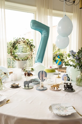 Tökéletesen illik a 0–9-es számjegyes ballonokhoz