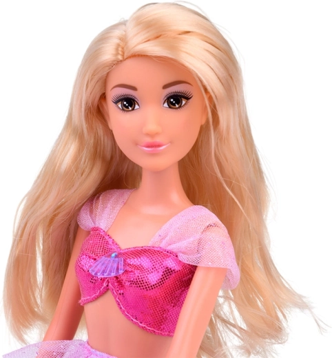 Fésülhető haj és élethű részletek