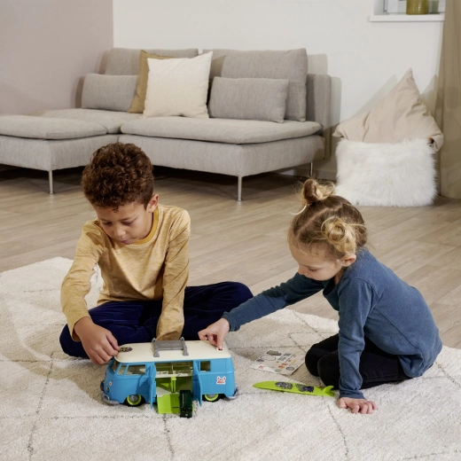 Nyitható felépítés játéksávokkal