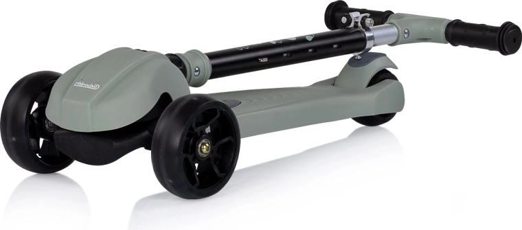 Összecsukható és könnyen hordozható