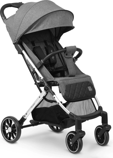 Sima haladás a 360°-ban forgó, rugózott kerekeknek köszönhetően