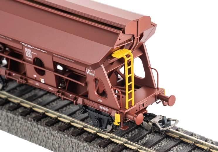 Részletgazdag kivitel és masszív felépítés