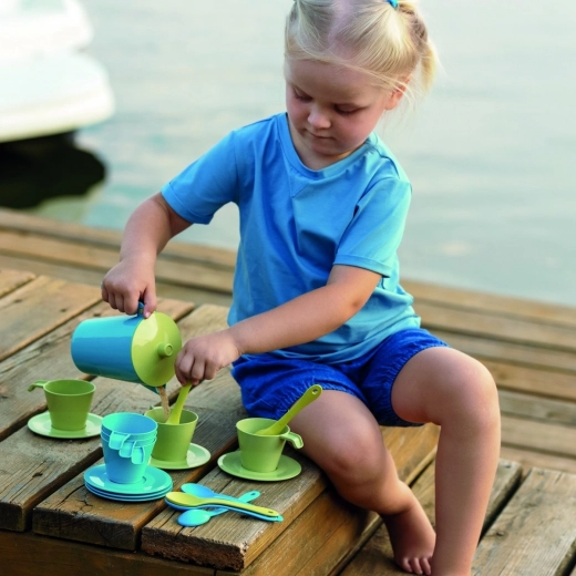 Fejleszti a képzelőerőt és a társas készségeket