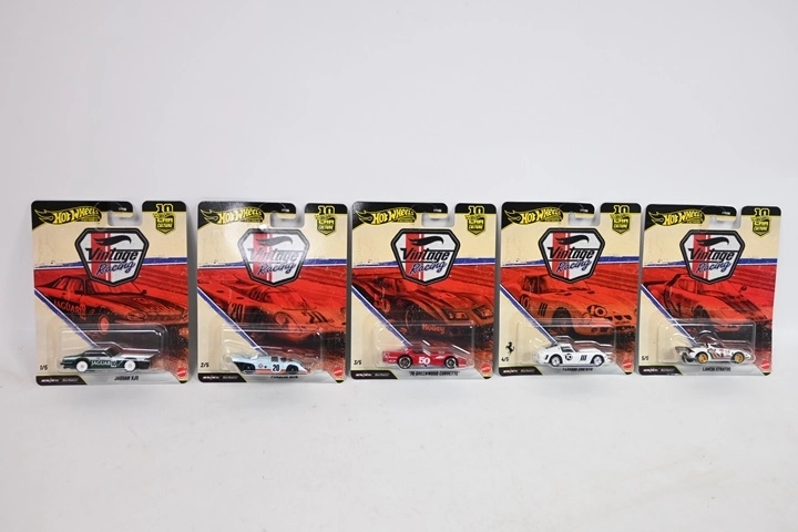 Hot Wheels Premium autók – kultikus autók (gyűjtői modell) 1 db