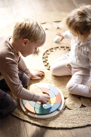 Montessori által inspirált kreatív játék