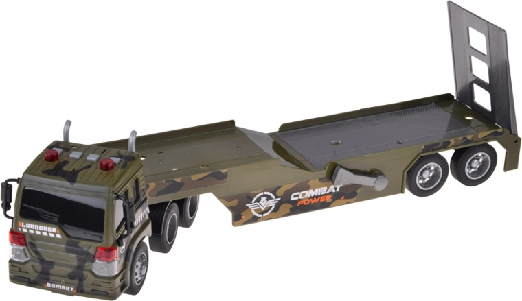 Szállító kamion lekapcsolható pótkocsival és rámpával