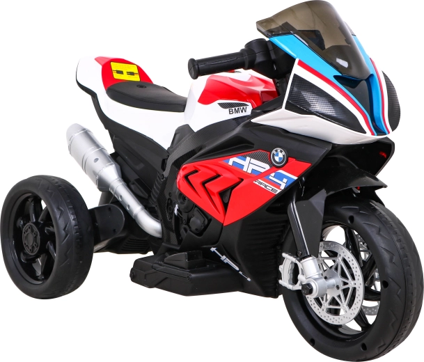 LED fényszórók és élethű részletek