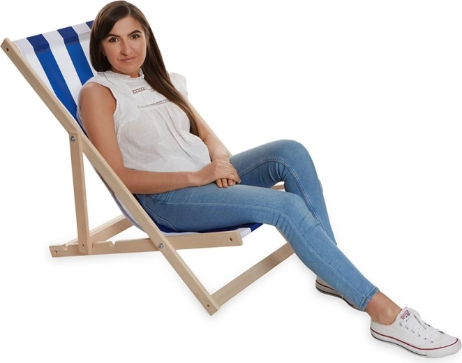 Három állítható háttámla-pozíció