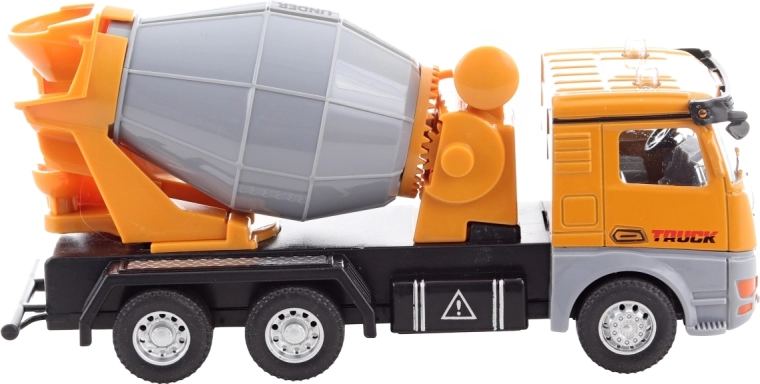 Tartós kivitel: fém + műanyag