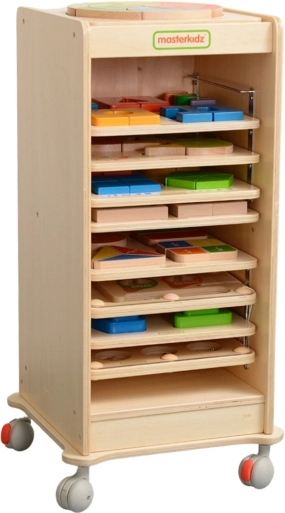 fából készült szekrény MASTERKIDZ oktatótáblákhoz 28 × 28 cm, kerekeken