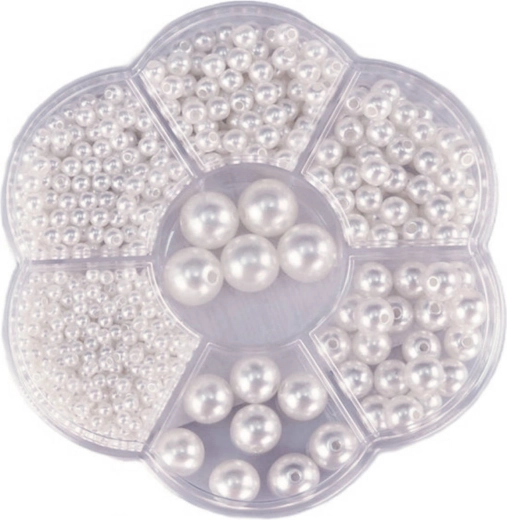 Fűzhető gyöngyök metálfehér színben dobozban 1150 db (3–12 mm)