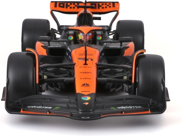 Hű részletek a karosszérián és a matricákon