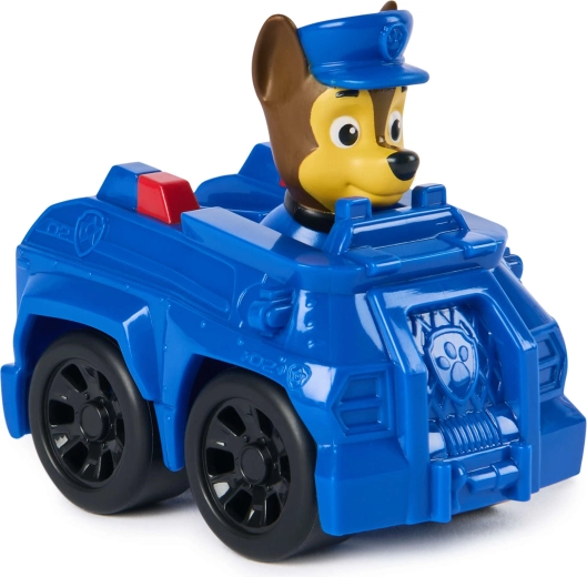 Chase rendőrautóban, készen az akcióra