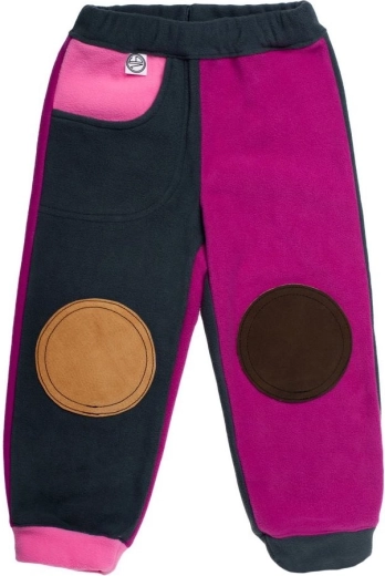 Maximális tartósság a bőr térdfoltoknak köszönhetően