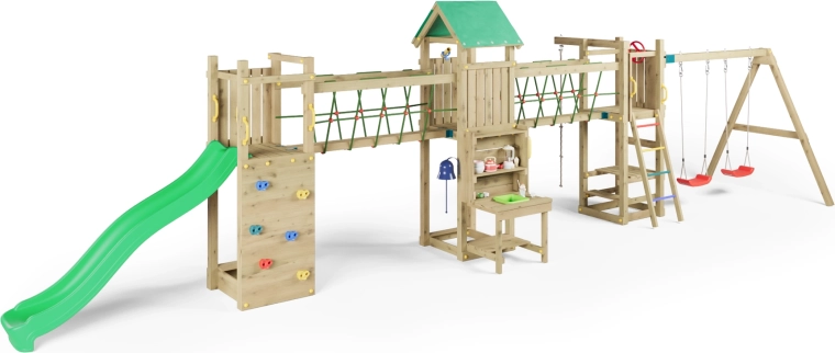 Hosszú csúszda és kötélhíd az aktív szórakozáshoz