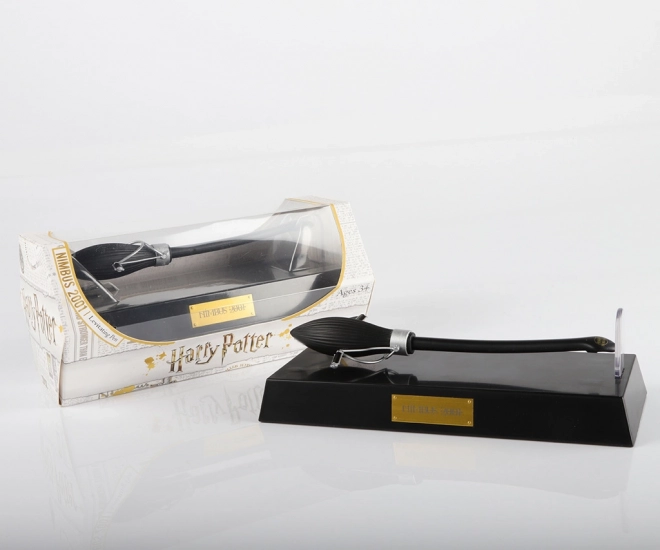 Lebegő toll seprű Nimbus 2001 Harry Potter