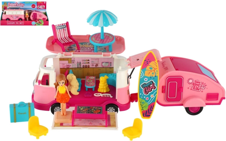 Retro lakóautó utánfutóval és babával