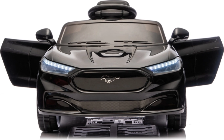 Nyitható ajtók és fényhatások