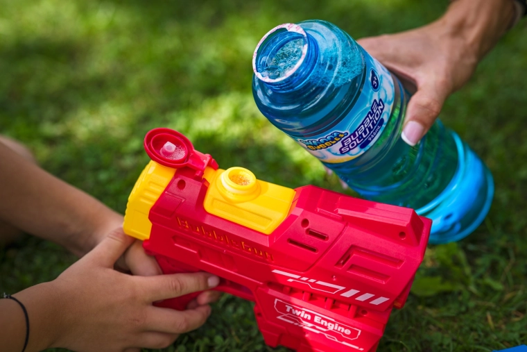 Ideális utántöltés buborékfújó pisztolyokhoz