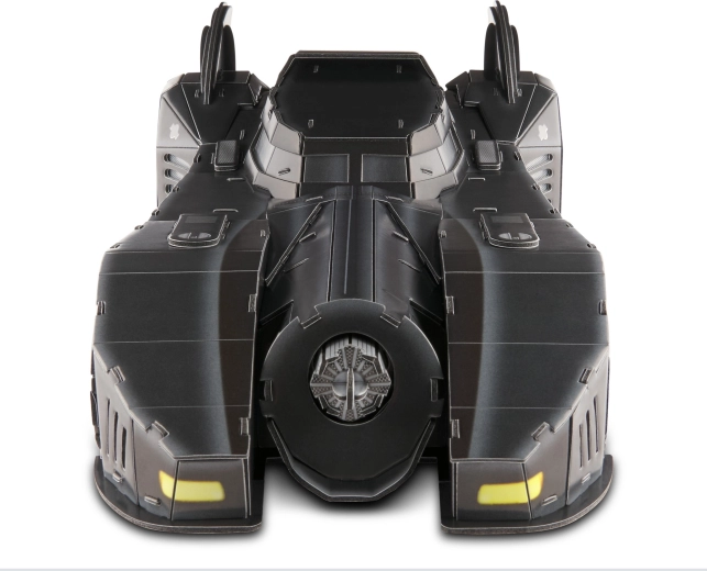 Részletgazdag karosszéria és autentikus megjelenés