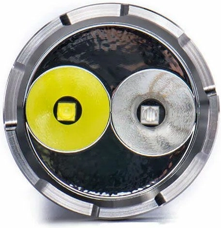 Kettős fény: fehér és UV 365 nm egyben