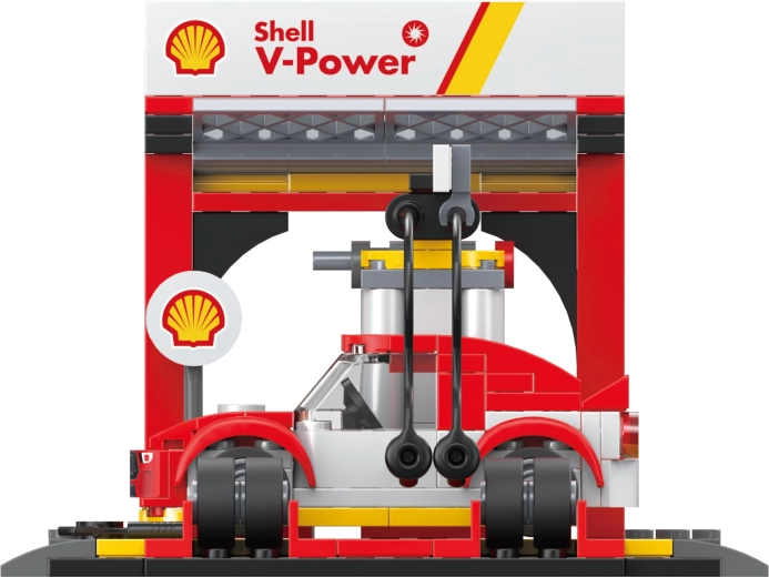 Realista Shell állomás gazdag részletekkel