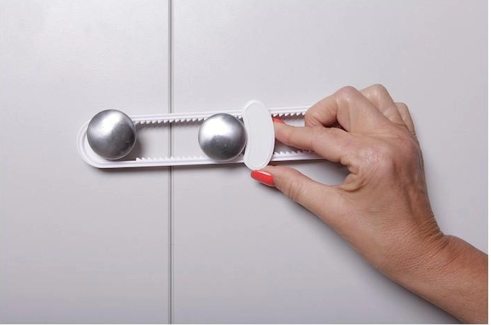 Univerzális használat D alakú fogantyúkon