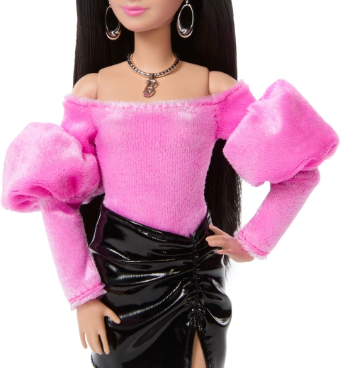 Luxus rózsaszín–fekete outfit