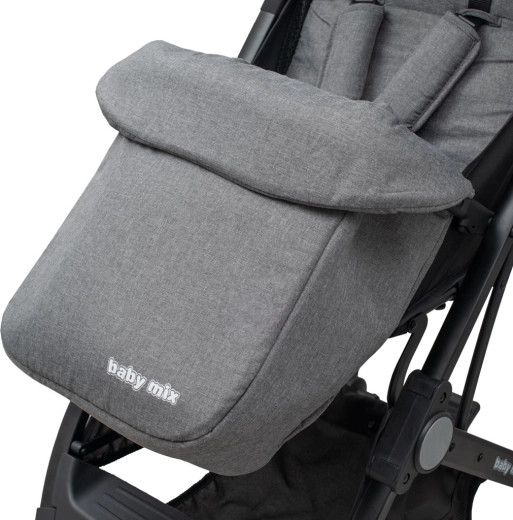 Meleg és védelem a csomagban lévő lábzsákkal