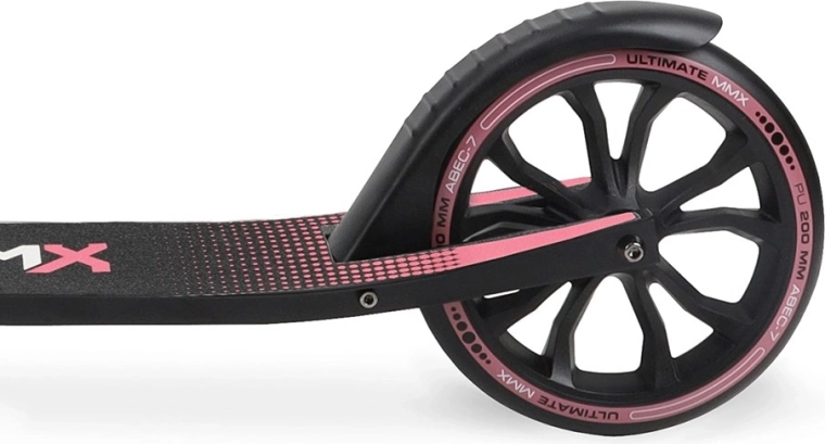 Nagy, 205 mm-es kerekek és ABEC‑7 csapágyak az egyenletes haladásért