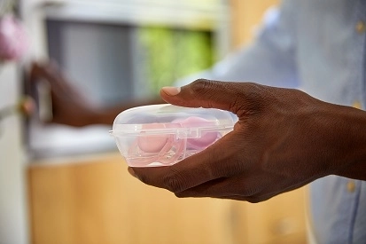 Sterilizáló és utazó doboz