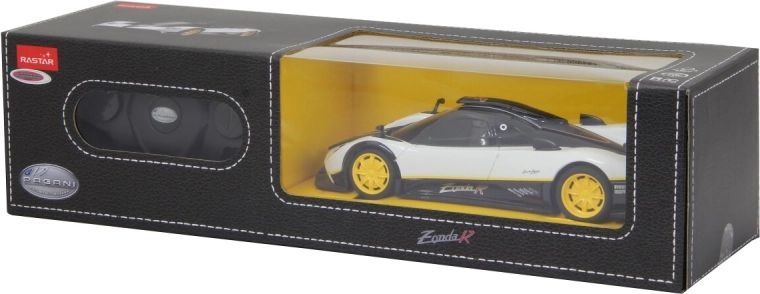 Hivatalos Pagani licenc és valósághű festés
