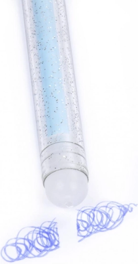 Kényelmes írás 0,7 mm-es heggyel