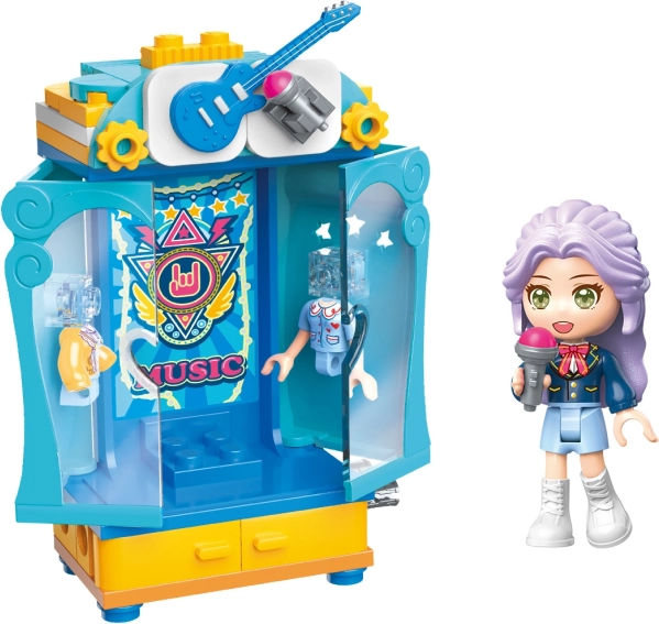 Qman UNA énekesnő gardróbja