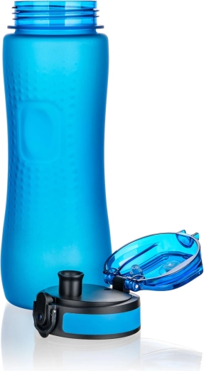 Széles nyak a könnyű töltéshez és tisztításhoz