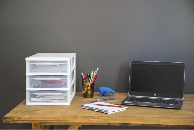 Egymásra helyezhető moduláris rendszer