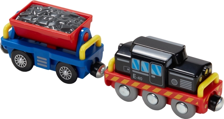 Élethű mozdony teherkocsikkal